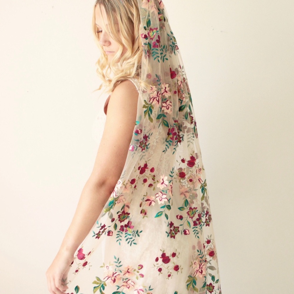 44” Floral Embroidered Wedding Veil